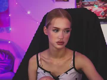 angelaholmes