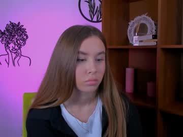 gloria queen
