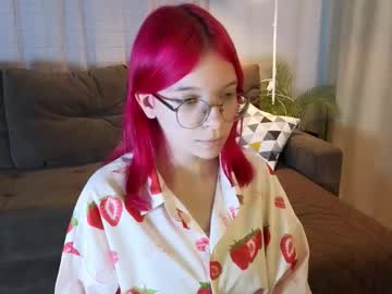 pink tilly